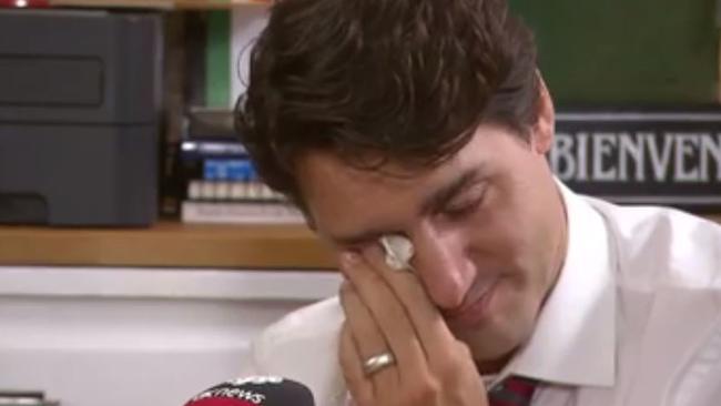 Canadian PM Justin Trudeau Has Tearful Reunion With Syrian Refugee ...