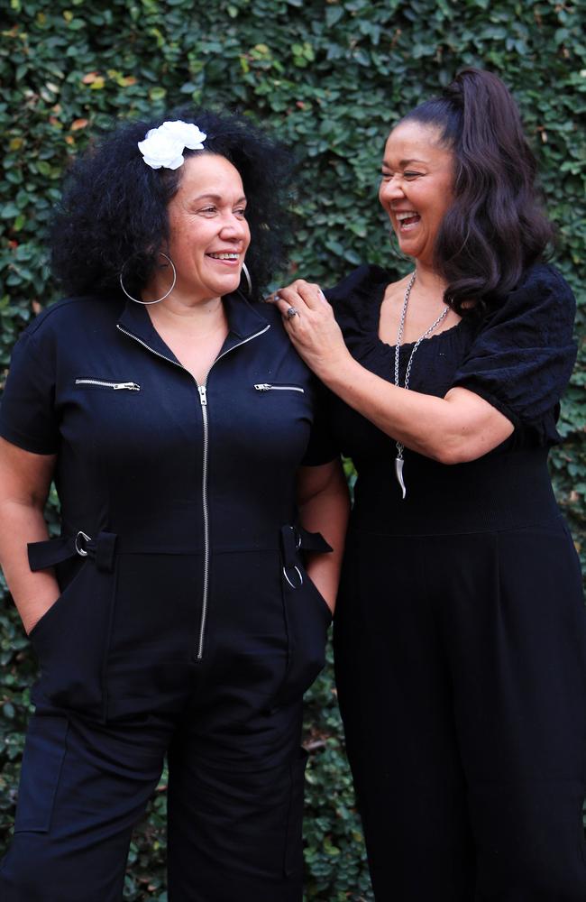 Sister act! Vika and Linda Bull. Picture: Aaron Francis/The Australian