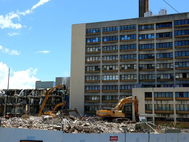 The demolition of the old Gold Coast Hospital at Southport, Janaury 2015. Photo: David Clark