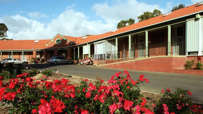 Southern Districts War Memorial Hospital at McLaren Vale.