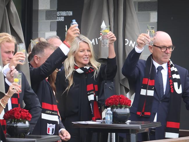 Warne’s ex-wife Simone Callahan raises her glass with guests. Picture: David Caird