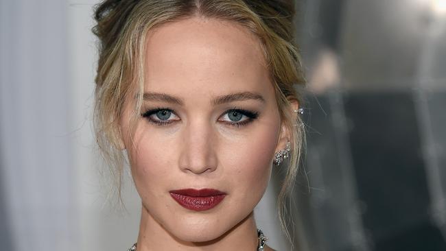 Jennifer Lawrence In Vogue Actress Poses For Magazine Wearing Almost Nothing Au