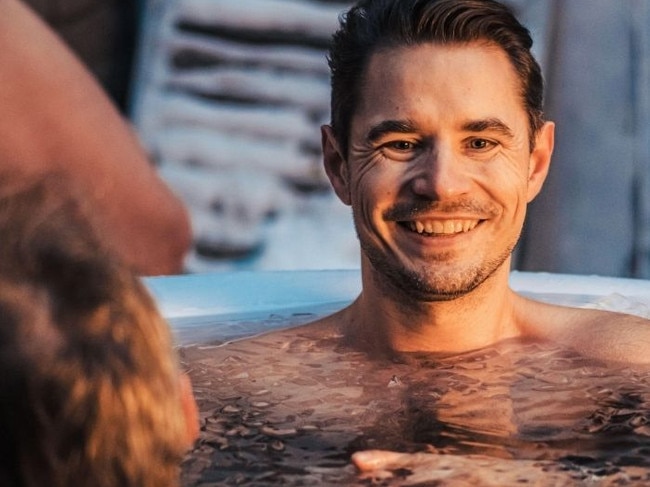 Fatigue and memory problems are reduced in people who cold plunge.
