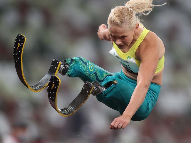 TOKYO, JAPAN - SEPTEMBER 02: Vanessa Low of Team Australia competes in the WomenÃ¢â¬â¢s Long Jump - T63 Final on day 9 of the Tokyo 2020 Paralympic Games at Olympic Stadium on September 02, 2021 in Tokyo, Japan. (Photo by Alex Pantling/Getty Images)