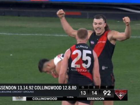 Bombers blitz Pies to boost top 4 hopes