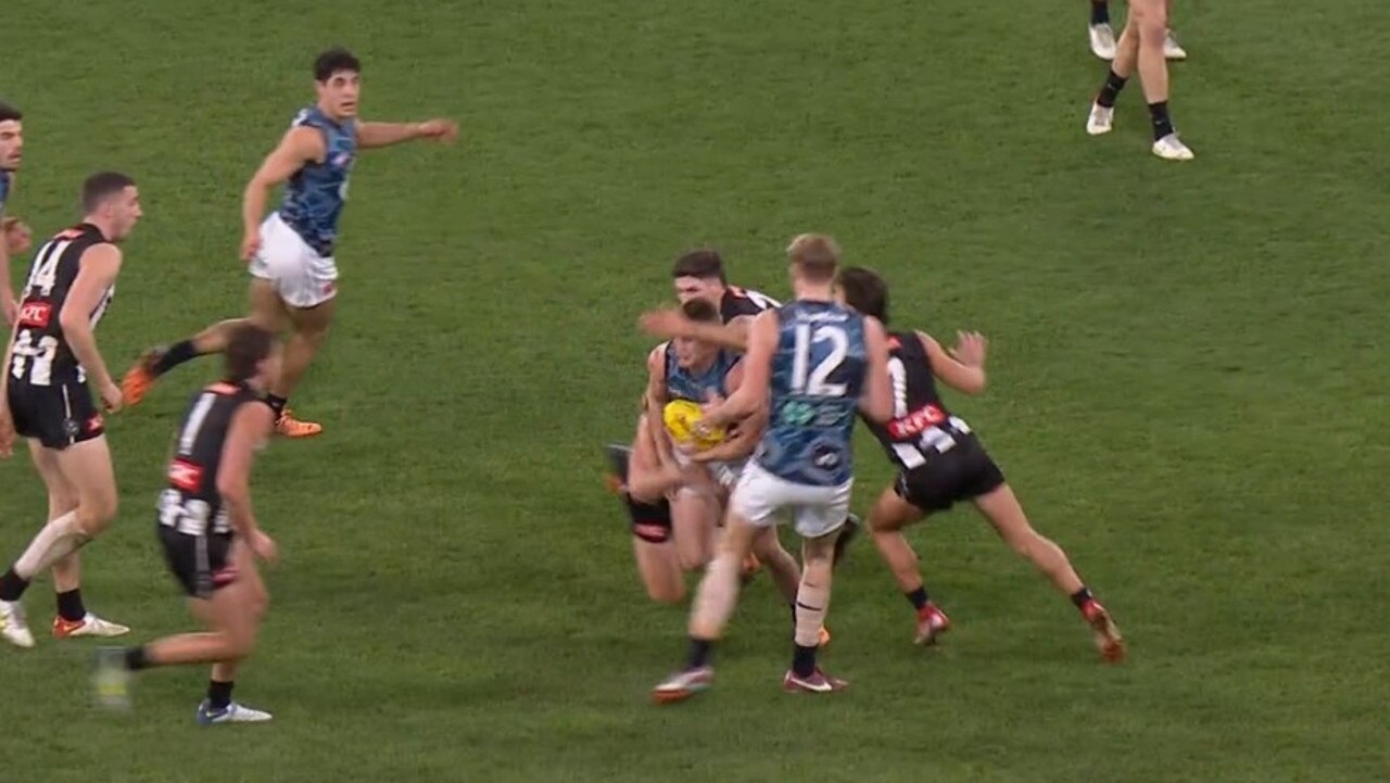 Sam Walsh nearly draws a high tackle in the dying stages of an epic match against Collingwood.