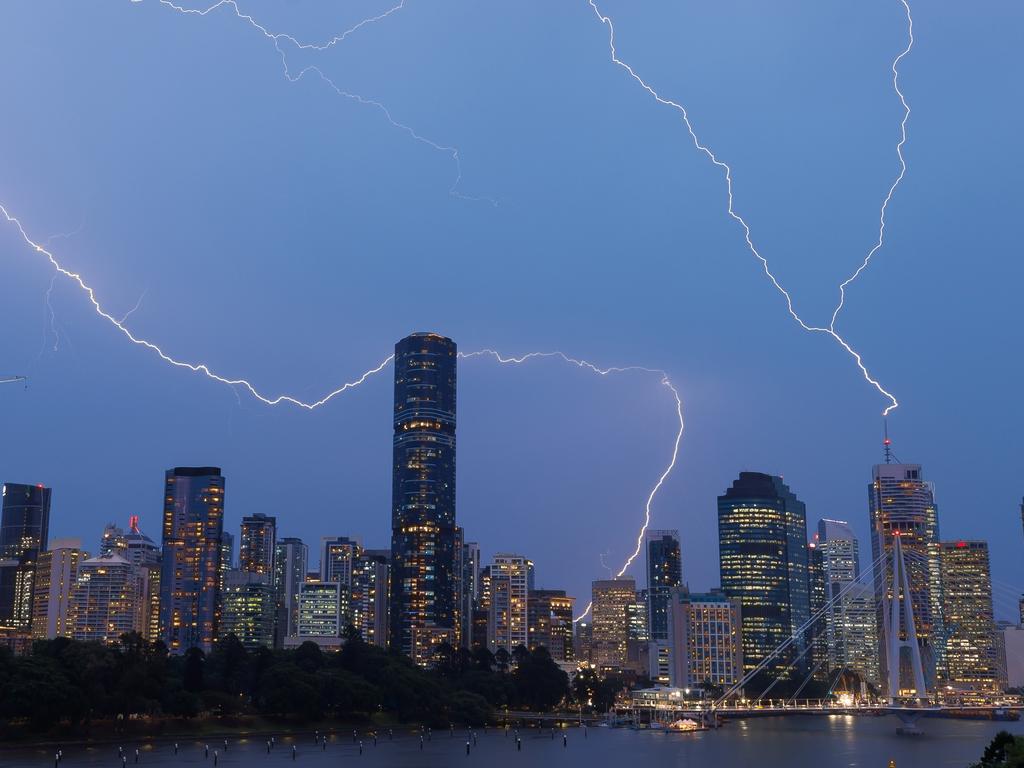 A storm pictured moving through Brisbane, 9th October 2024. Picture: Josh Woning