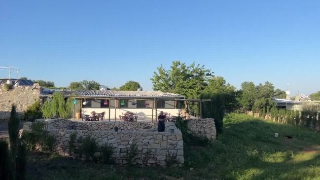 W. Bank farm hosts tourists to fend off settlements