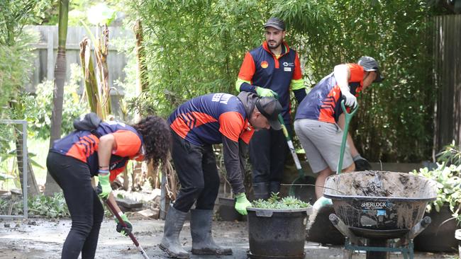 MELBOURNE, AUSTRALIA - NewsWire Photos, OCTOBER 25, 2022. Clean up continues in Maribyrnong after a flood on the 13th of October. Picture: NCA NewsWire / David Crosling