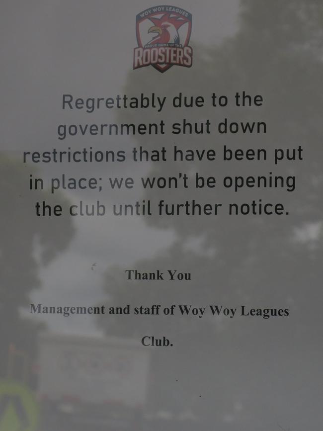 A notice on the door of Woy Woy Leagues Club.