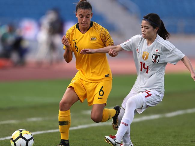 Chloe Logarzo contests with Hasegawa Yui. Pic: Francois Nel/Getty Images