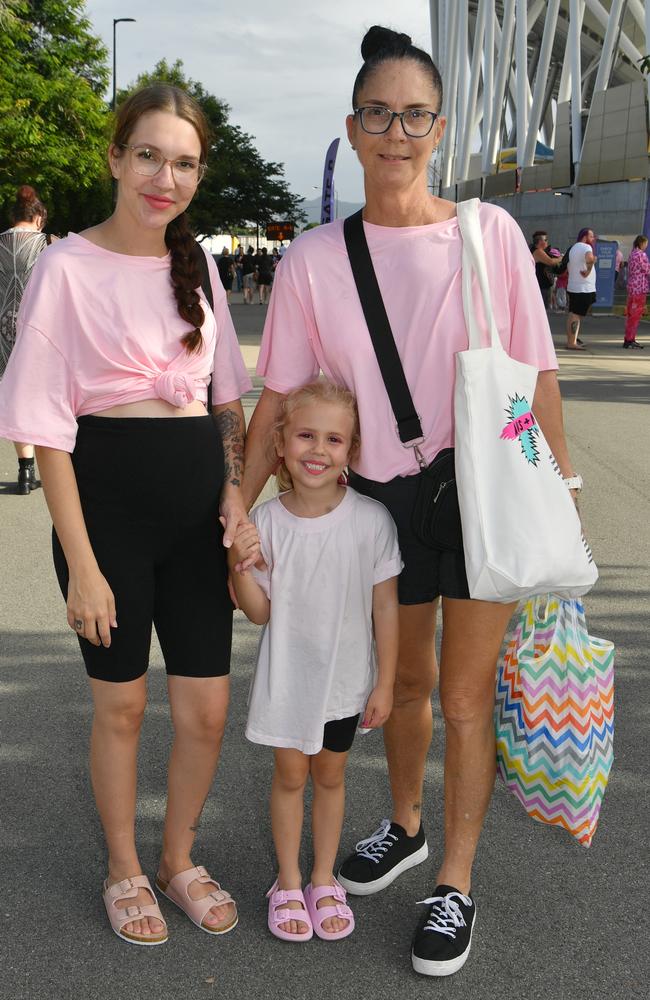 Socials at Pink convert at Townsville's Queensland Country Bank Stadium. Isabella and Relene with girl. (no name. Picture: Evan Morgan