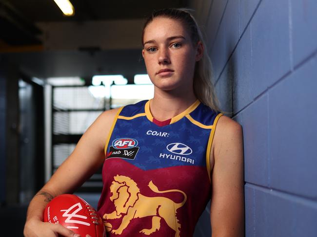 DO NOT USE HOLD COURIERMAIL _RING PIC DESK _   Brisbane Lions womens player Tayla Harris.  Pic Peter Wallis