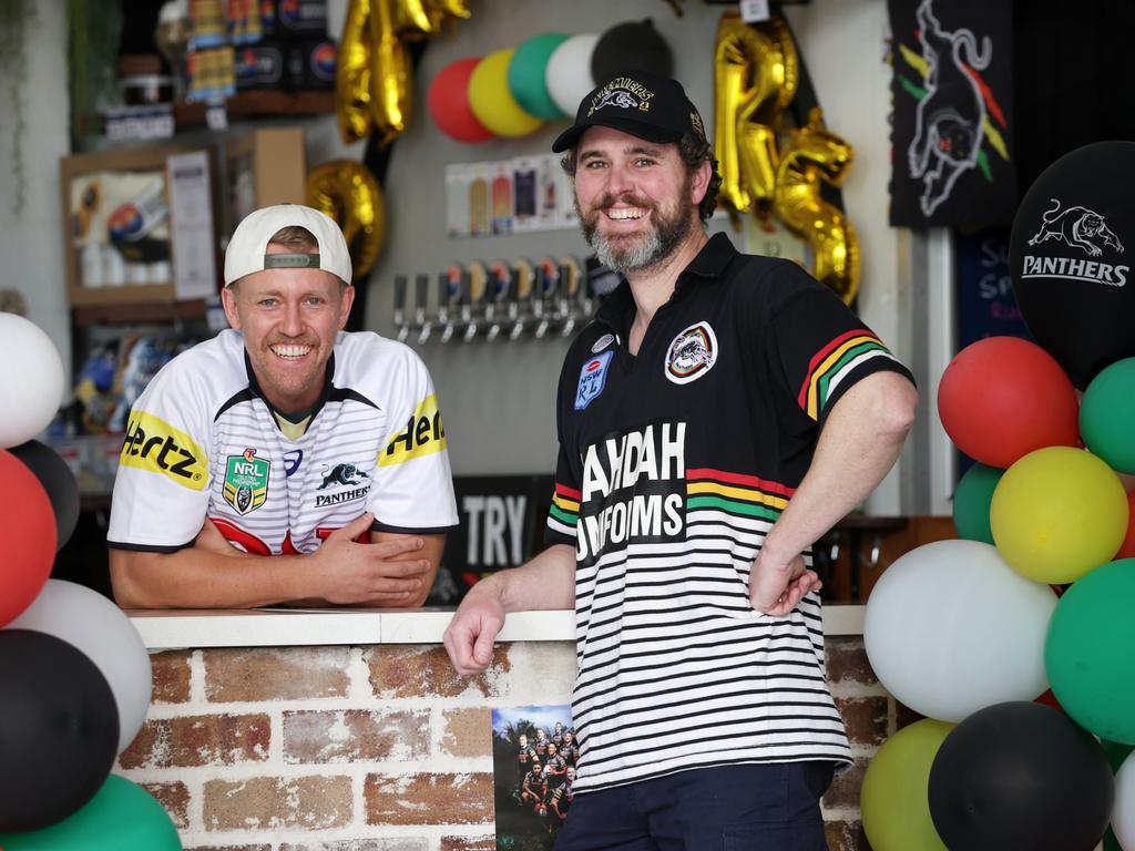 Penrith Squinters Brewing Co Panthers fans, bar manager Robbie Whelan and owner Matt Davey. Picture: Jane Dempster