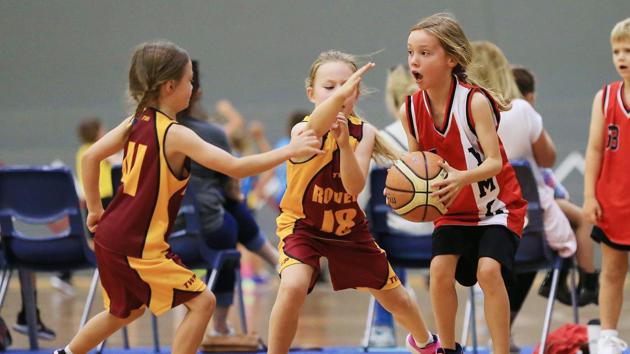 Rovers v YMCA. Under 10s junior basketball at Geelong Arena courts on Saturday morning. Picture: Alan Barber