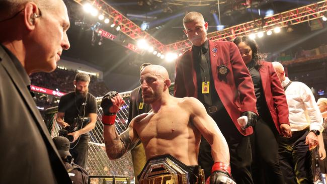 Alexander Volkanovski after retaining his title. Carmen Mandato/Getty Images/AFP