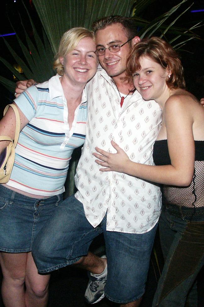 Ashlee Smith, Sonny Williams, Kym Jepsen. NQ Socials -/Doors /Nightclub /Beach /Party in /Mackay. PicDaryl/Wright 10 Oct 2004