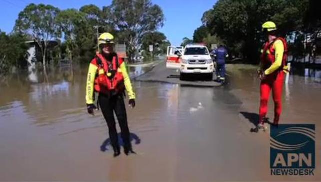 Scenes of the flood in Oakwood