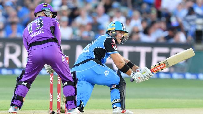 Colin Ingram in action for the Strikers in 2019. Picture: David Mariuz/AAP