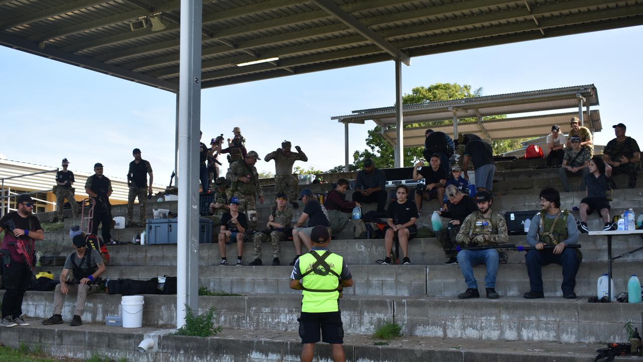 Adrenaline Games Qld owner and event organiser Ren Pascual gives a briefing for everyone taking part in the at Mackay Urban Gelsoft Games event. Photo: Janessa Ekert