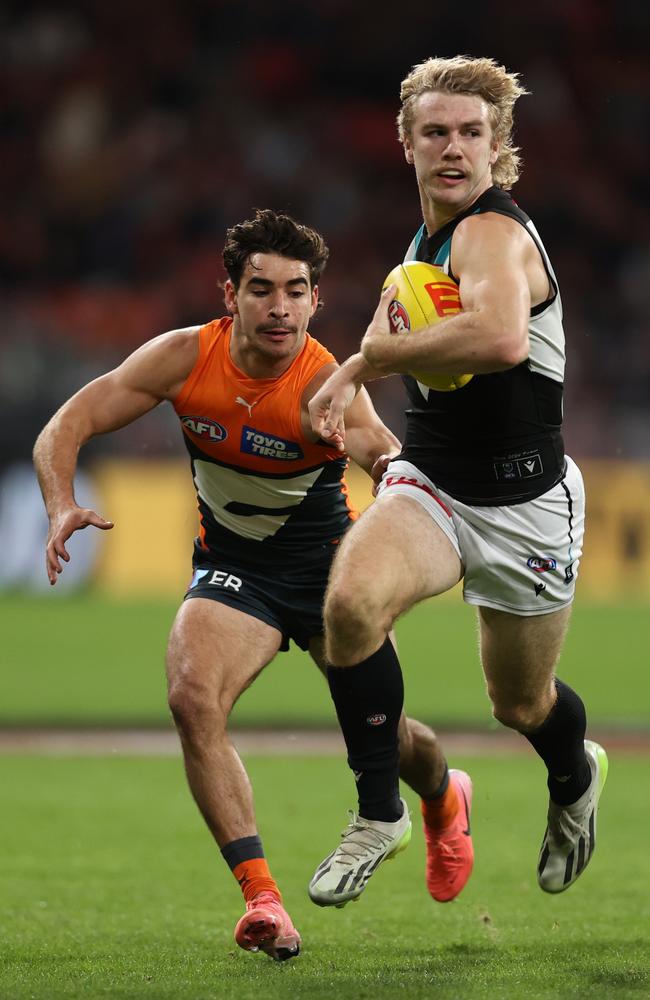 Jason Horne-Francis helped the Power gain the early edge in the midfield. Picture: Jason McCawley/AFL Photos/via Getty Images.