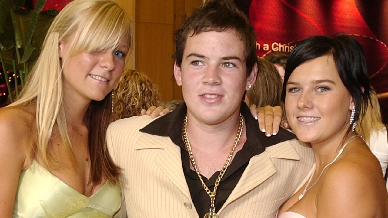 NOVEMBER 14, 2005: News. Reporter: Katie Ots. Palm Beach Currumbin State School formal at Conrad Jupiters Casino, Broadbeach. Mia Hallas, Chris Haylock and Sarah Walters.  PicAlex/Carter