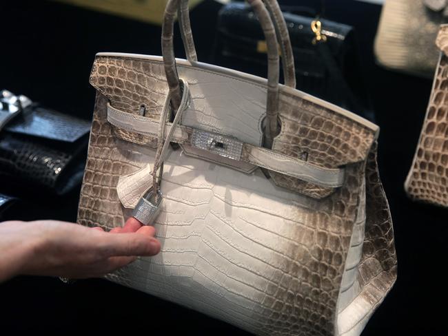 This Hermes Birkin bag costs as much as a 5-room HDB flat. Here are some of  the most expensive handbags Christie's has sold, Lifestyle News - AsiaOne