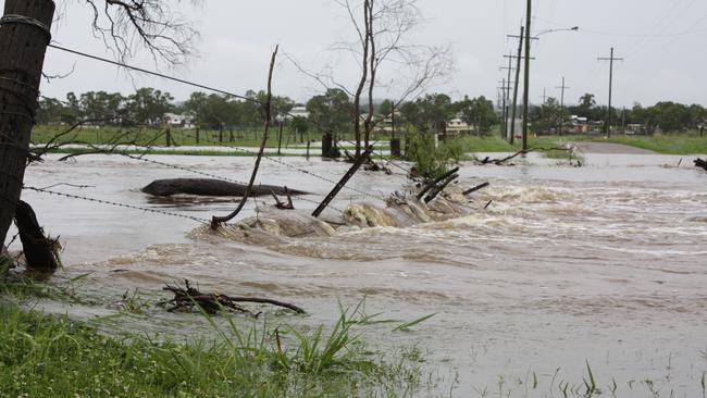 Flooding on East St. Photo Warwick Daily News