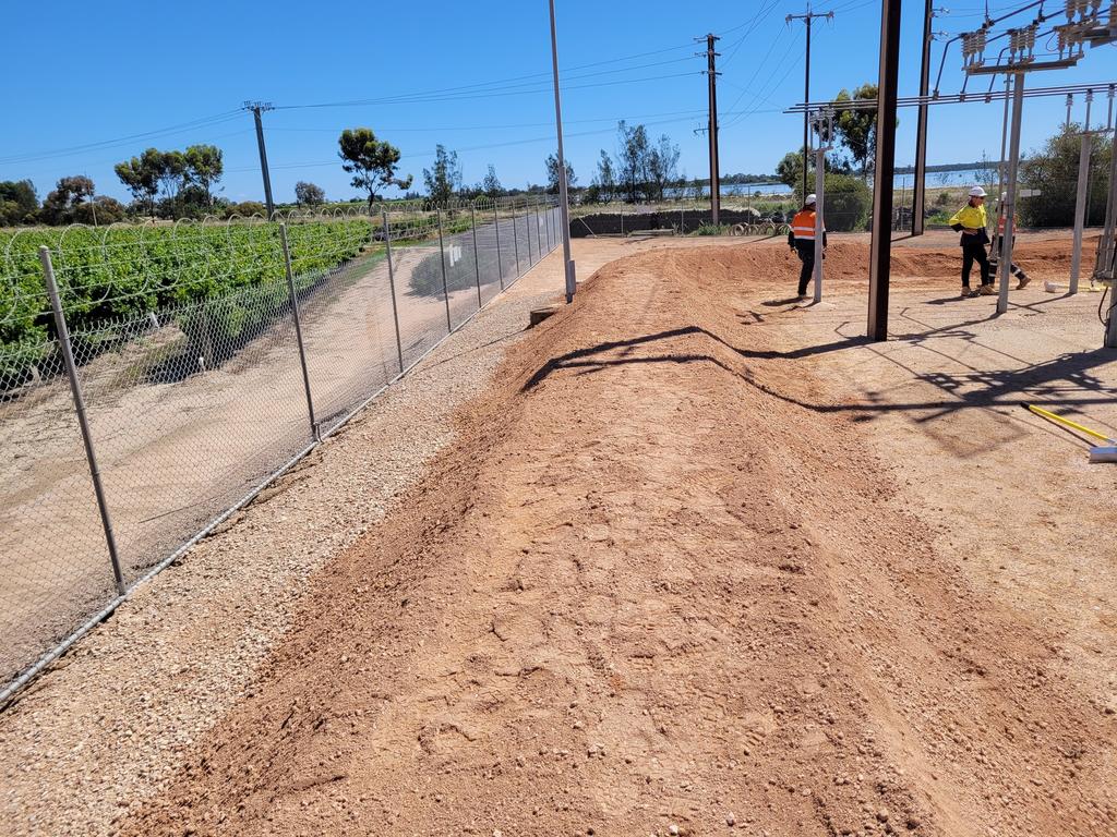 SA Power Networks have been preparing for many weeks for the rising floodwaters on the River Murray, such preparing the Renmark substation for flows up to 250GL/day. Picture: SA Power Networks