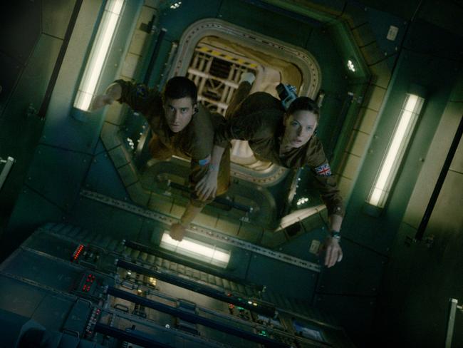 Gyllenhaal and Rebecca Ferguson float into the unknown in Life. Picture: Sony Pictures