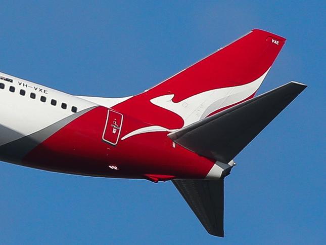 SYDNEY, AUSTRALIA : Newswire Photos  SEPTEMBER 04 2023: A general view of a Qantas Plane taking off at Sydney Airport. NCA Newswire / Gaye Gerard