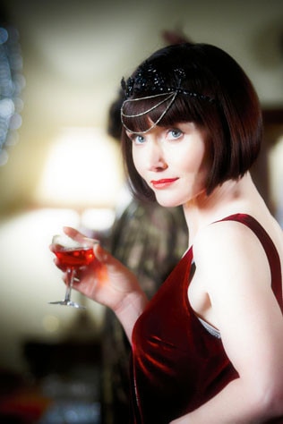 Essie Davis glams up for 1920s Melbourne murder mystery Vogue