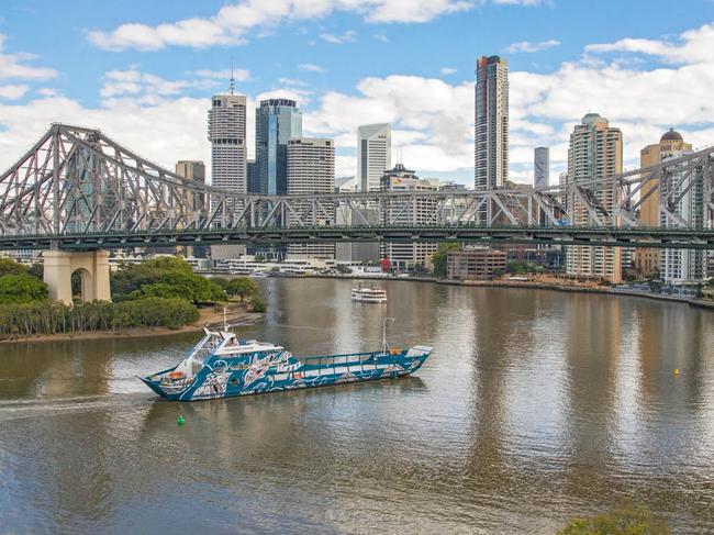 Why 40-minute ferries to North Stradbroke won’t work