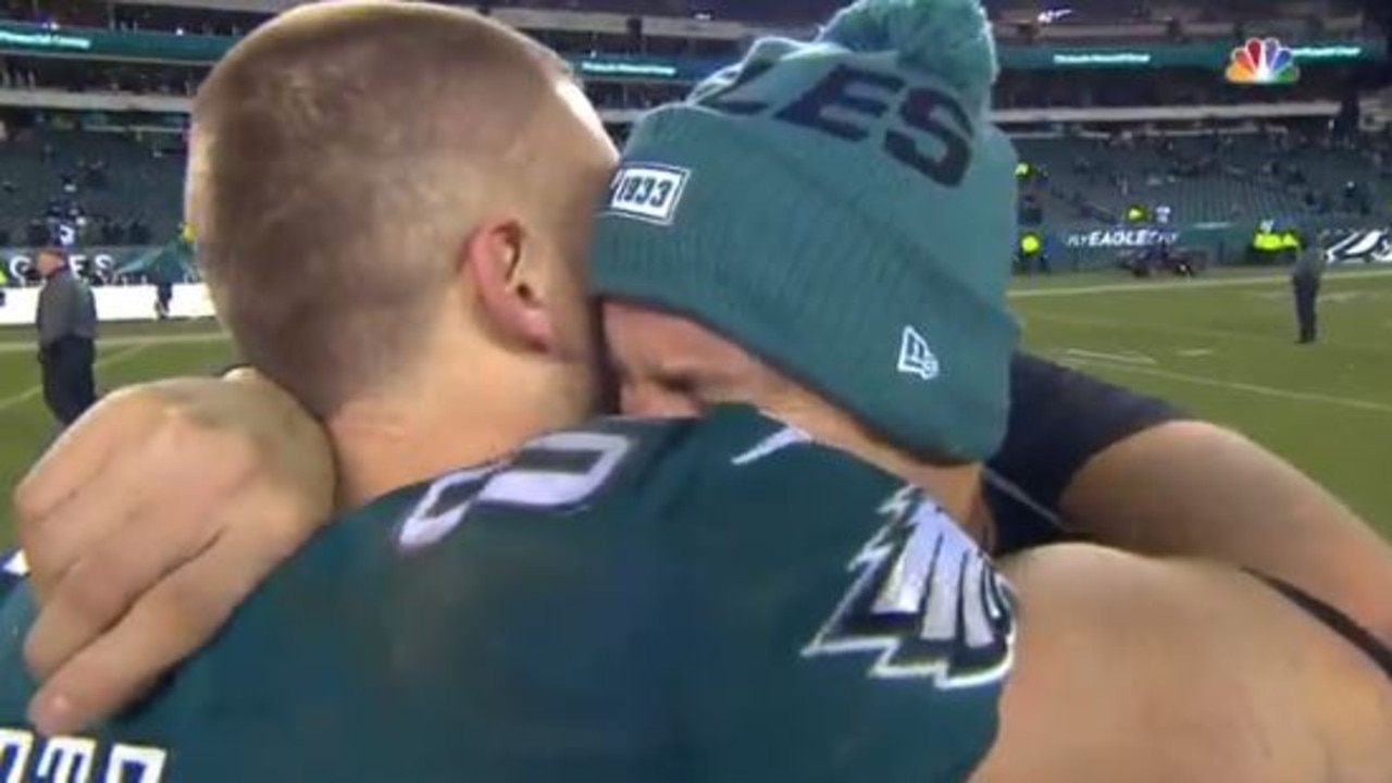 Eagles QB Josh McCown cries after a playoff loss to Seattle.