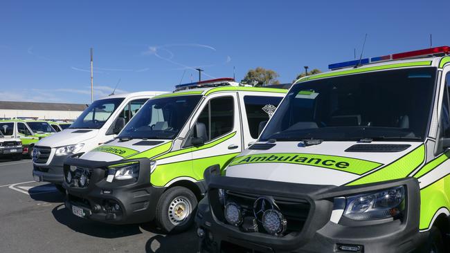 BRISBANE, AUSTRALIA - NewsWire Photos - JUNE 04, 2024: Generic photos of Queensland Ambulances as  260 extra Ambulance Officers are announced for Queensland, as part of the upcoming state budget. Picture: NewsWire / Glenn Campbell