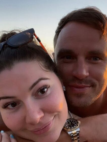 Francesca Packer has split with Adam Cooper.