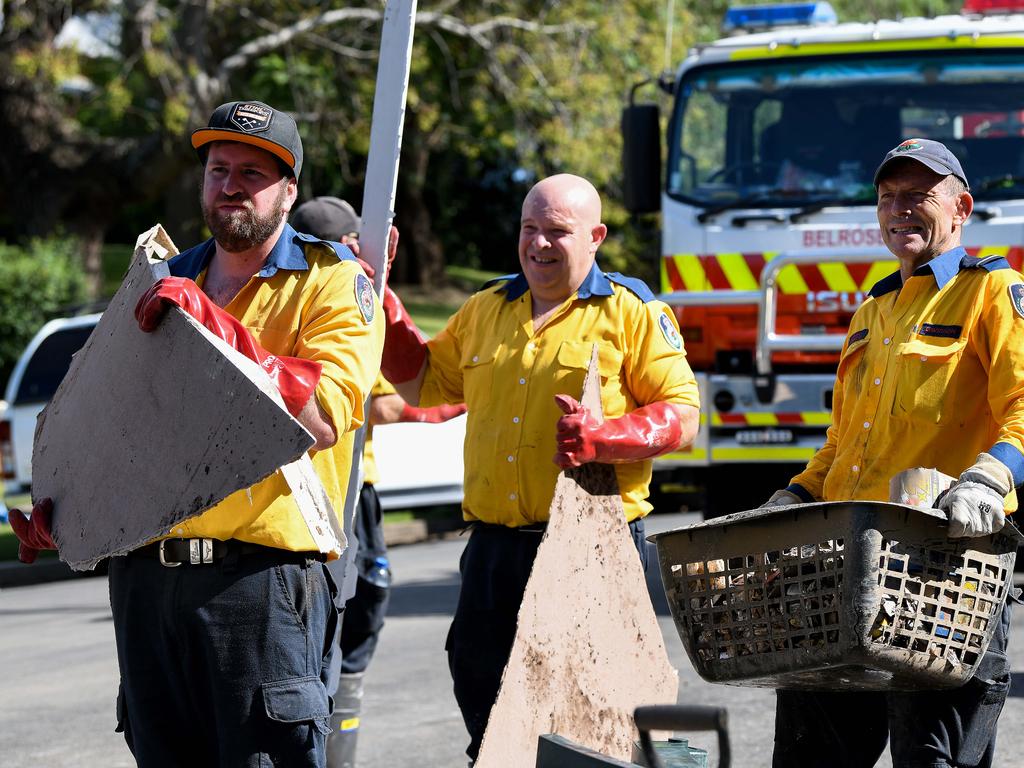 Mr Abbott on the job with the Davidson firefighting crew. Picture: NCA NewsWire/Bianca De Marchi