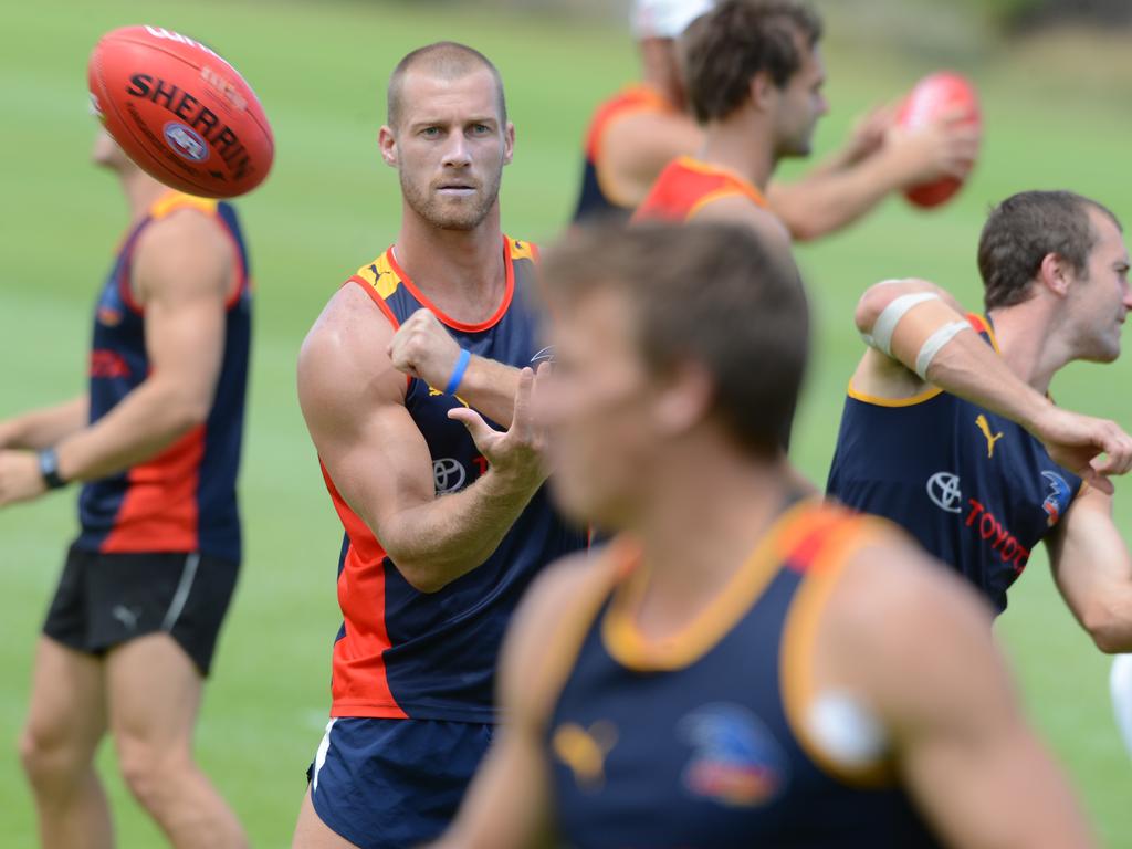 2014 - Scott Thompson - always known as an elite trainer, hones his skills at West Lakes.  Photo: Sam Wundke