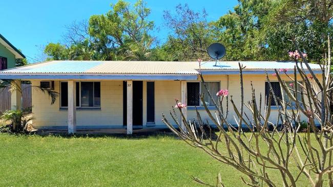 37 Walker St, Cooktown is one of Queensland's top 30 beach homes available for $300k or less. Picture: realestate.com.au / Cooktown Platinum Realty