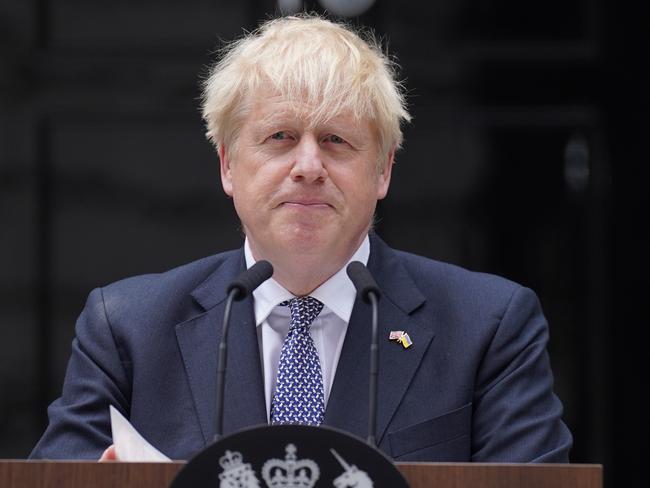 Go now to avoid paralysis, Tories urge Boris