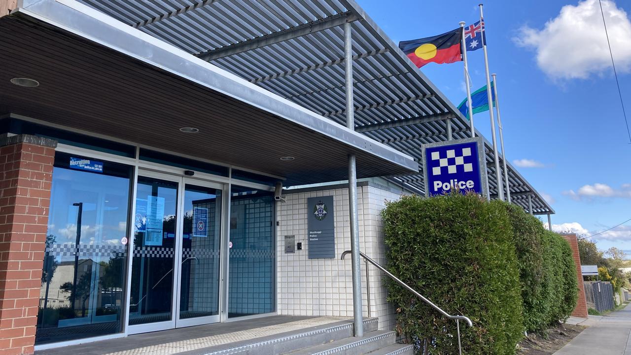 Bomb squad swoops on explosive device at Wonthaggi police station