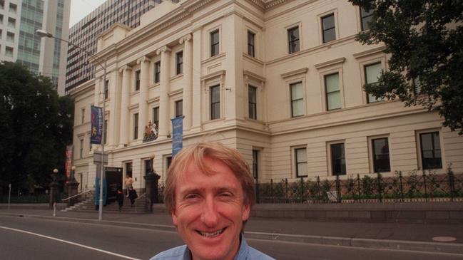 Alan Howe in front of the immigration museum in 1999.