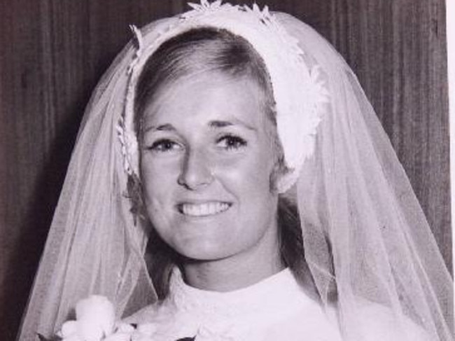 A picture of Lynette Dawson on her wedding day.