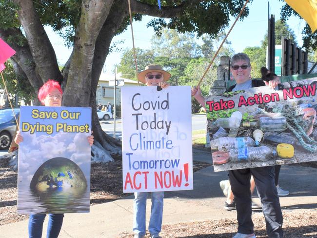 Extinction Rebellion protesters were eager for Ipswich showgoers to hear their message. Photo: Ebony Graveur