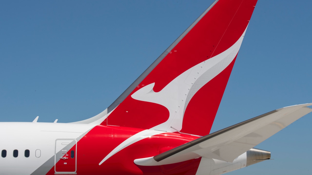 ‘Give people their money back’: Calls for Qantas to return flight credits to customers