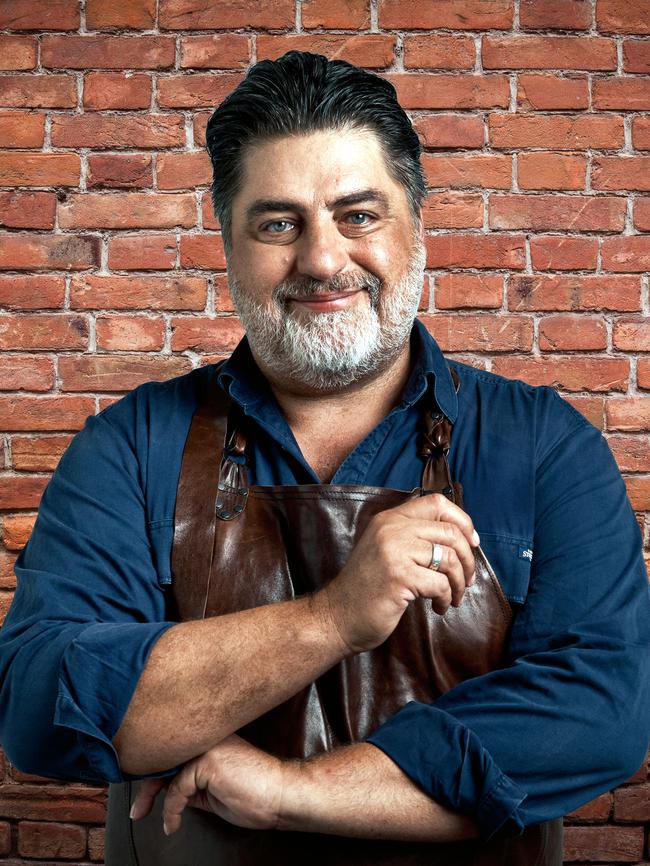 Matt Preston is a former Neighbours columnist, and Neighbours guest star.