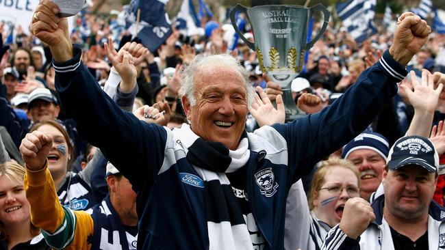 Frank Costa celebrates with the fans during the Geelong Cats AFL Grand Final reception in 2009. (Photo by Quinn Rooney/Getty Images)