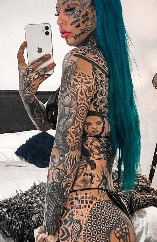 Viral Model Spent K On Tattoos Body Modifications Photo News Com Au Australias