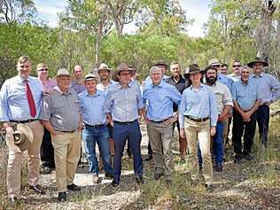 COMING TOGETHER: Local producers met with politicians to discuss the proposed Emu Swamp Dam and to shed some light on the dire circumstances facing farmers right now. Picture: Matthew Purcell