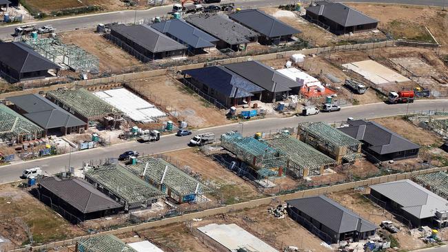 Close to one million Australian dwellings were empty on census night.